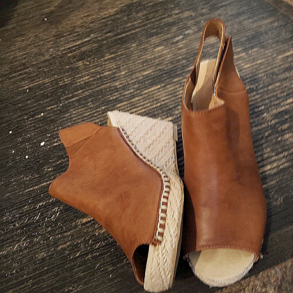 Wedge Sandal
